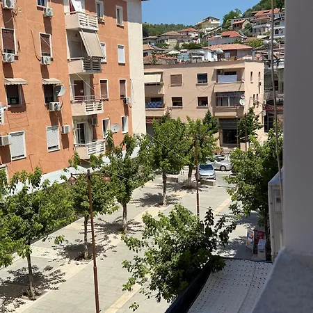 Apartment Centeral Square Mangalem - *